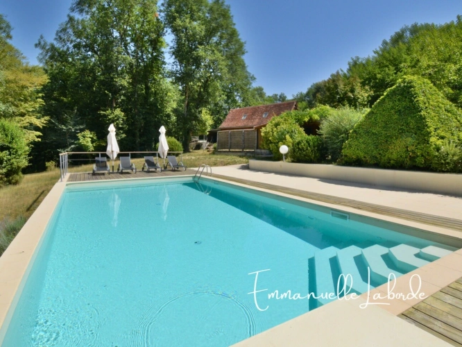 Photos 37 - Tourist - Stone property with guest house, swimming pool and 2.5 hectares – Lalinde, Dordogne (24)
