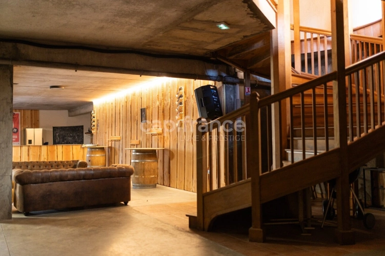 Photos 7 - Équestre - Domaine exceptionnel, 12 Ha, 2 maisons et grande bâtisse de 1930, grange de stockage, 30 min de Pau
