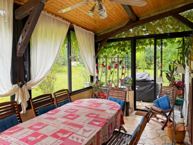 Photos 7 - Touristique - Propriété 358 m2 à vendre -avec 7700 m2 de parc - Maison 8 pièces de 234 m2, gîte de 124 m2 et piscine proche de MARCIAC (32)