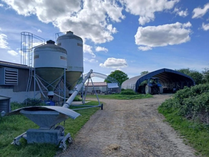 Photos 13 - Agricole - Exploitation caprine avec transformation fromagère, vente di