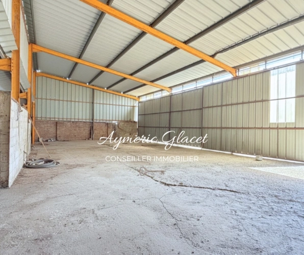 Photos 10 - Agricole - Hangar couvert + préau – stockage / hivernage / activité – 741 m² – NOYELLES SUR SELLE (59)