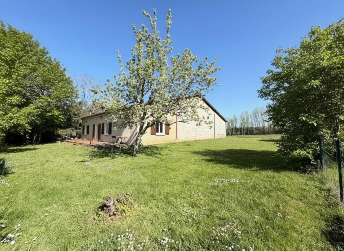 Photos 3 - Rurale - LE CHARME DE LA CAMPAGNE AUX PORTES DE PÉRIGUEUX avec grand garage