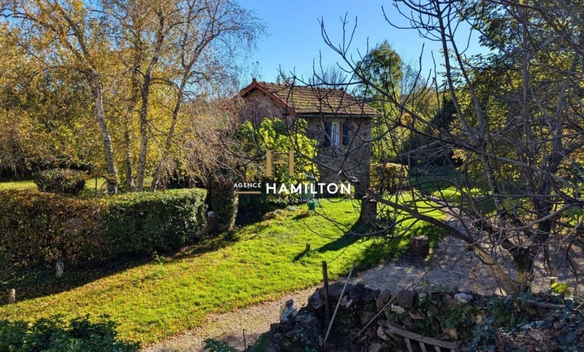 Photos 17 - Touristique - PROPRIETE DE CHARME AVEC GRANGE ET GITE - PROCHE LAGUEPIE