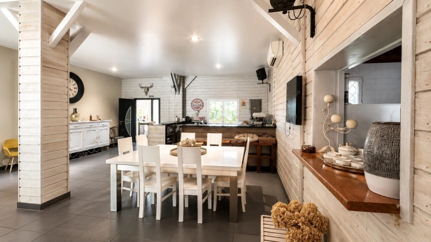 Photos 2 - Prestige - Propriété à vendre 215m² SAINT JEAN D'ILLAC (33)