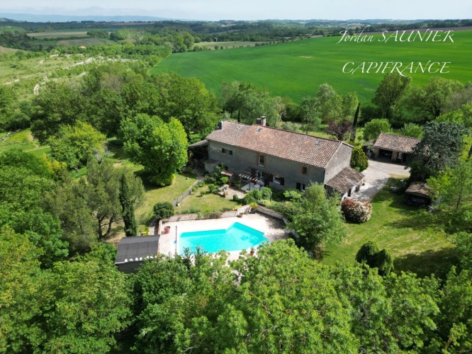 Photos 4 - Équestre - PROPRIÉTÉ D’EXCEPTION EN PLEINE CAMPAGNE – 292 m² – 2 HECTARES – GÎTE – PISCINE – CALME ABSOLU proche de CARAMAN (31)