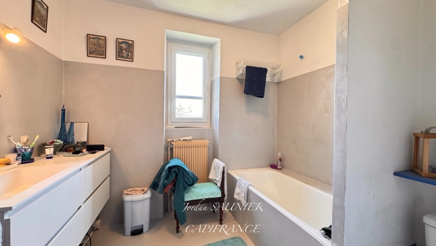 Photos 17 - Équestre - PROPRIÉTÉ D’EXCEPTION EN PLEINE CAMPAGNE – 292 m² – 2 HECTARES – GÎTE – PISCINE – CALME ABSOLU proche de CARAMAN (31)