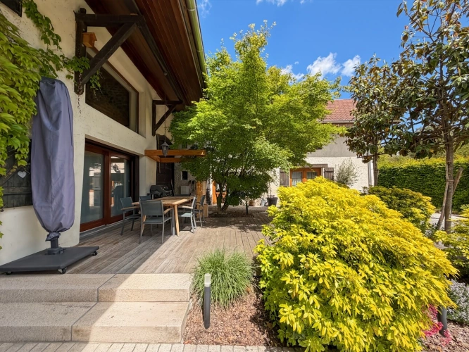 Photos 20 - Touristique - À VENDRE – Charmante ferme rénovée avec gîte indépendant et grange – Prévessin-Moëns