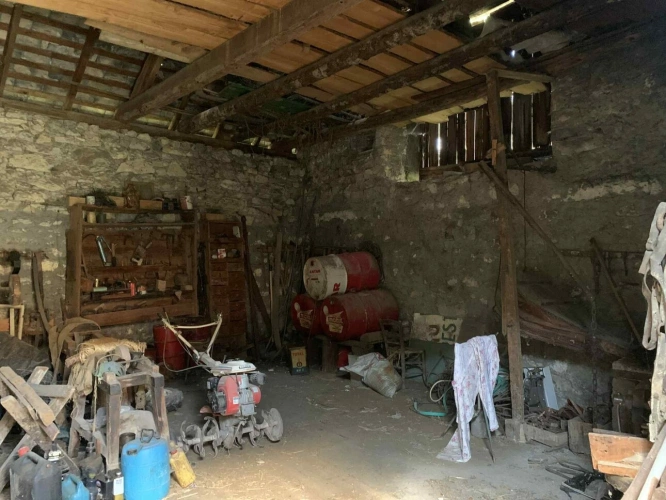 Photos 19 - Rurale - À vendre – Corps de ferme mitoyen à rénover – Lus-la-Croix-Haute (26620)