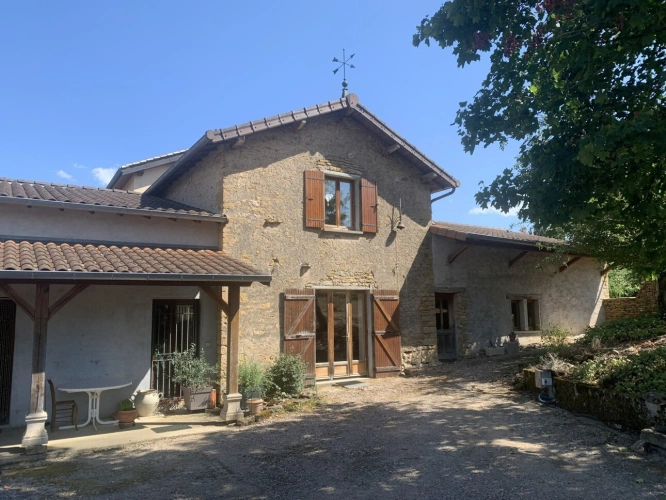 Photos 2 - Rurale - Propriété de caractère à vendre 6 pièces MAZILLE (71) dans le clunisois