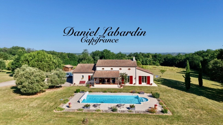 Photos 3 - Équestre - Proprièté avec 4 chambres, 6 hectares, source naturelle, bois