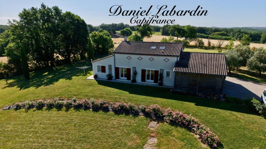 Photos 4 - Équestre - Proprièté avec 4 chambres, 6 hectares, source naturelle, bois