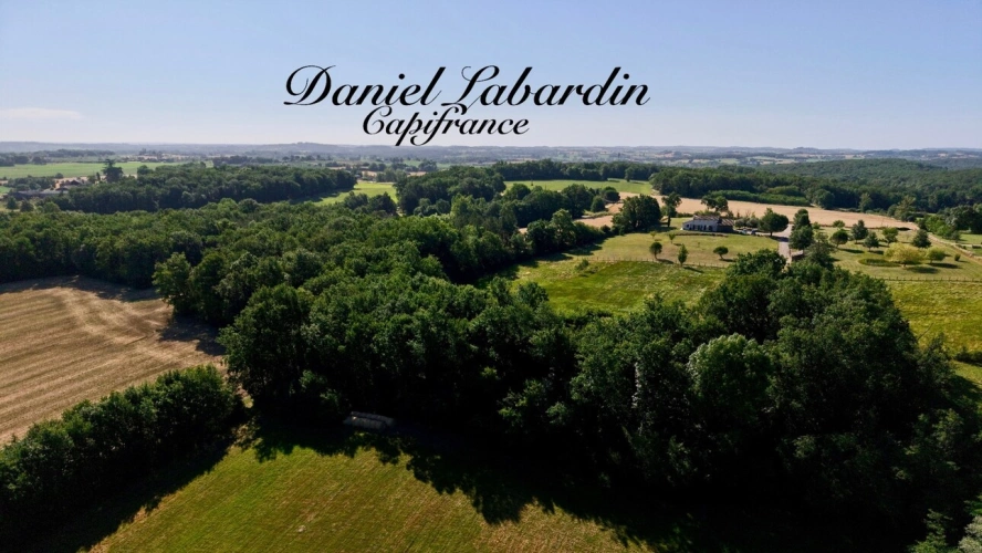 Photos 8 - Équestre - Proprièté avec 4 chambres, 6 hectares, source naturelle, bois