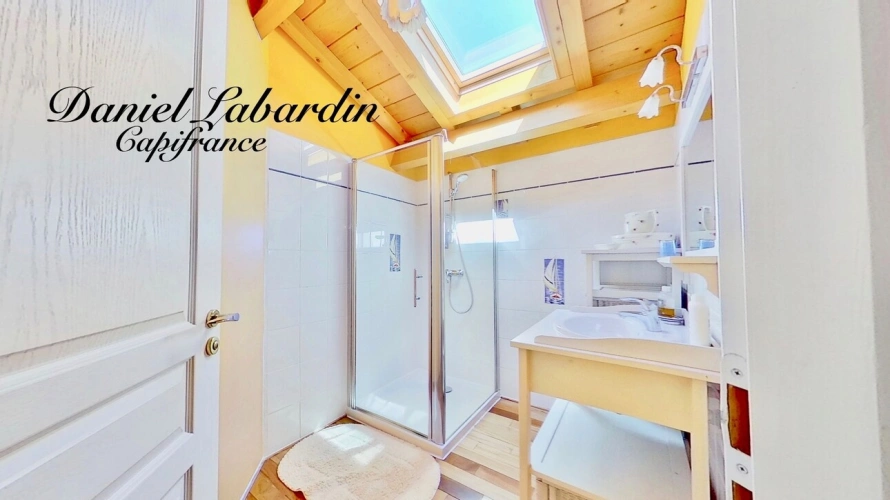 Photos 10 - Équestre - Proprièté avec 4 chambres, 6 hectares, source naturelle, bois