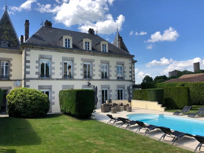 Photos 9 - Prestige - Superbe château de huit chambres entièrement rénové situé dans un magnifique parc