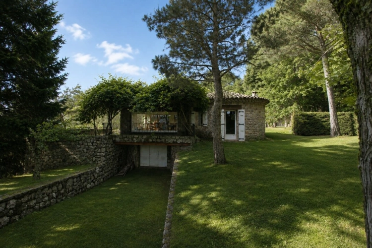 Photos 11 - Prestige - Propriété de caractère en pierre – 556 m² – Saint-Étienne-de-Serre
