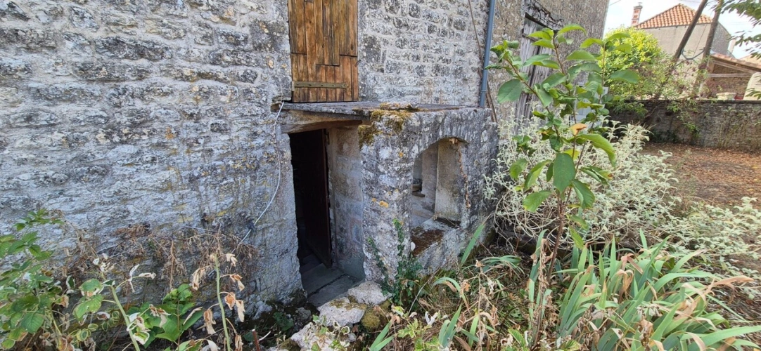 Photos 14 - Rurale - Corps de Ferme de 340 m2, avec plusieurs maisons indépendantes et 200 m2 de dépendances