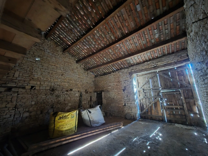 Photos 54 - Rurale - Corps de Ferme de 340 m2, avec plusieurs maisons indépendantes et 200 m2 de dépendances