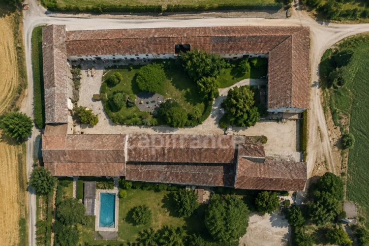 Photos 23 - Prestige - DOMAINE D’EXCEPTION DU XVIIᵉ SIÈCLE – 1 370 M² – 2 HECTARES – PISCINE – GÎTES & RÉCEPTIONS