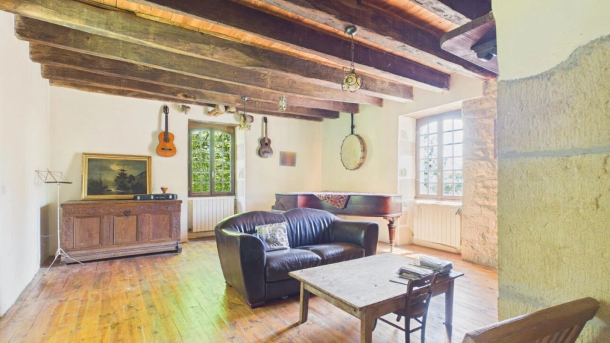 Photos 13 - Prestige - Maison de caractère de 200 m² avec dépendances et terrain de 6 800 m²
