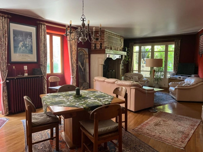Photos 5 - Prestige - Élégante propriété de caractère avec trois habitations, piscine et cadre privilégié