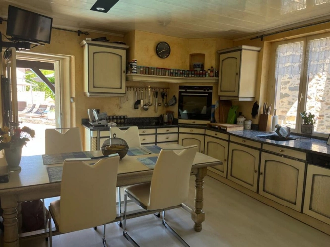Photos 6 - Prestige - Élégante propriété de caractère avec trois habitations, piscine et cadre privilégié