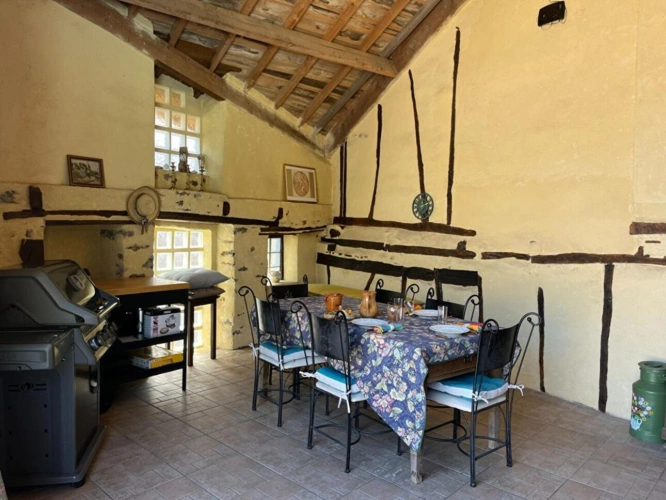 Photos 14 - Prestige - Élégante propriété de caractère avec trois habitations, piscine et cadre privilégié