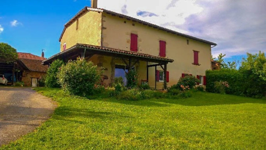 Photos 23 - Rurale - Maison Typique du ségala