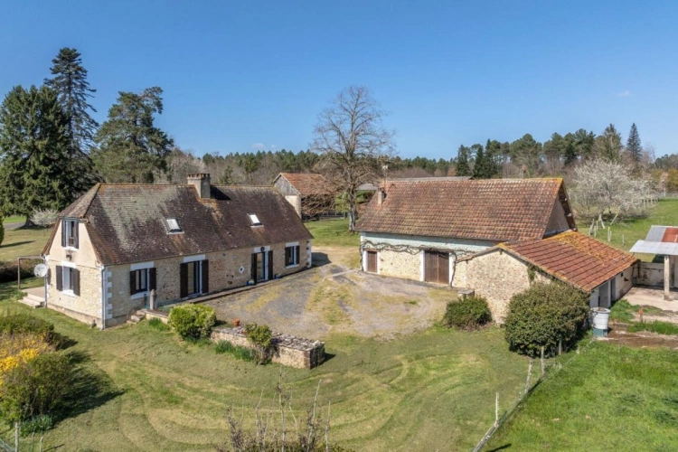 Photos 1 - Équestre - Corps de ferme en pierre - Un coin de paradis pour les amoureux de nature et de liberté