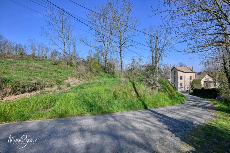 Photos 18 - Touristique - Ancien Moulin sur 1,3 Ha de terrain à MESSIMY (69)
