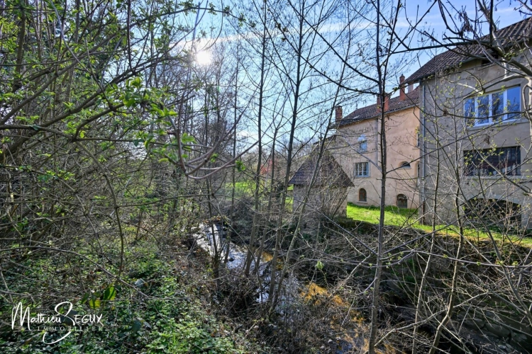 Photos 26 - Touristique - Ancien Moulin sur 1,3 Ha de terrain à MESSIMY (69)