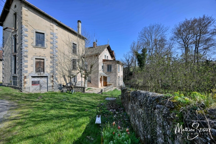 Photos 38 - Touristique - Ancien Moulin sur 1,3 Ha de terrain à MESSIMY (69)