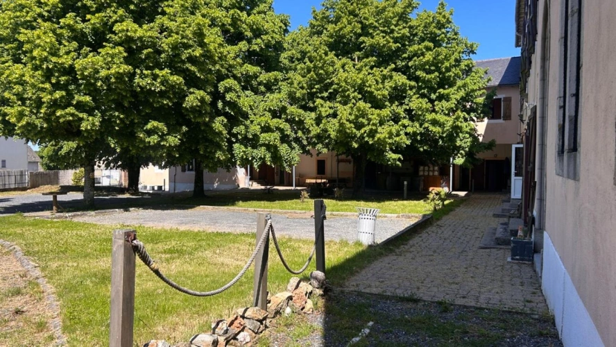 Photos 6 - Prestige - Bien rare en Aveyron : Ancien Couvent du XVIIIe Rénové en Grand Gîte & Bar Restaurant :