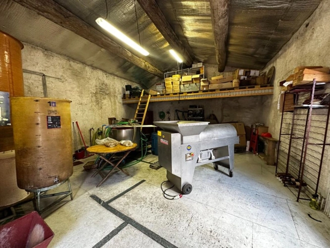 Photos 12 - Prestige - Charmante cave à vin, idéale pour être transformée en logement