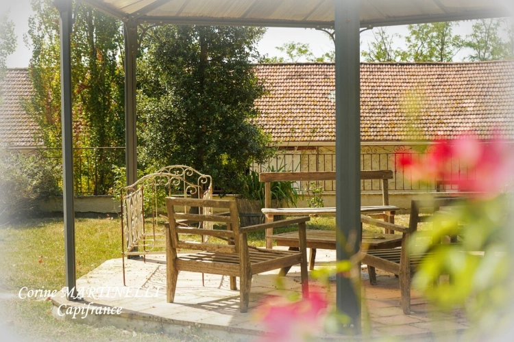 Photos 8 - Prestige - Propriete à vendre 22 pièces proche de AGEN (47) 4 habitations 885 m² + dépendances, 27 ha