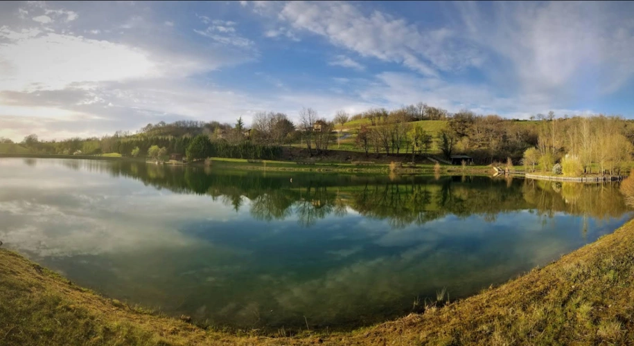 Photos 3 - Touristique - 3 demeures, 34 ha, lac.