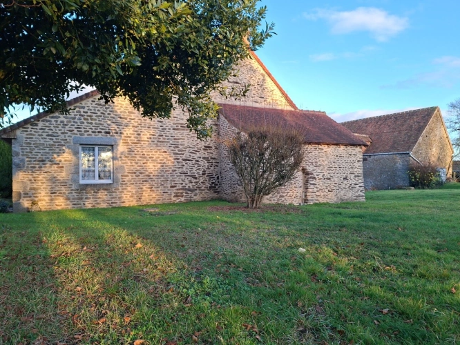 Photos 1 - Rurale - Longère + dépendance + grange, 3000m2 terrain clos, proche de ST CENERI LE GEREI & à 10 MIN ALENCON- Commerces et écoles à moins de 7 min