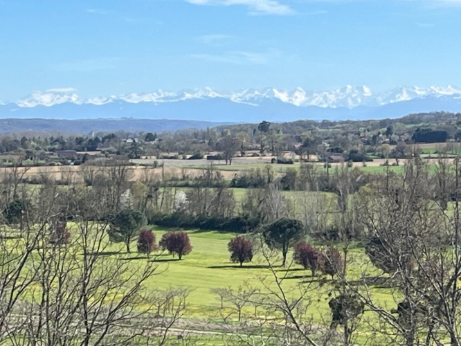 Photos 31 - Prestige - Élégant château du XIXᵉ siècle sur 70 ha, vue panoramique sur les Pyrénées, à 1h30 de Toulouse-Blagnac