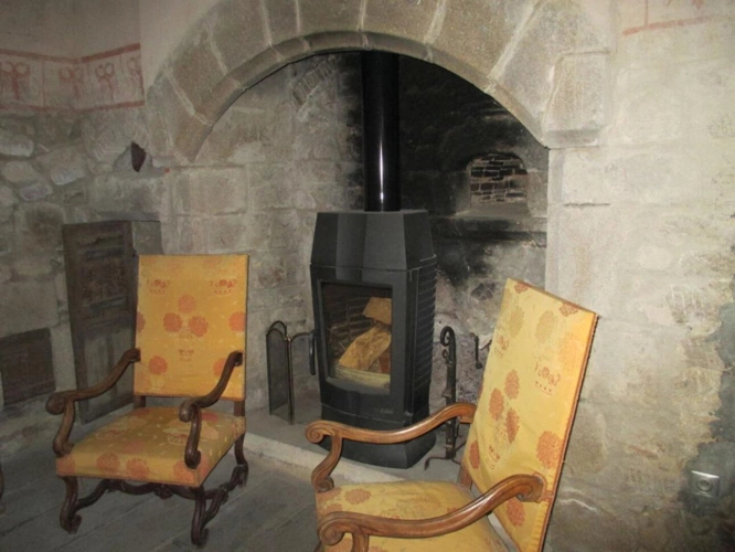 Photos 11 - Prestige - Château historique dominant les gorges de la Dore
