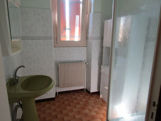 Photos 12 - Prestige - Propriété avec maison 4 chambres, plusieurs bâtiments et 1.8 hectares de terrain