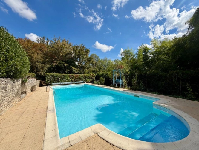 Photos 2 - Prestige - Propriété de caractère exceptionnelle avec dépendances, piscine et 3,5 hectares