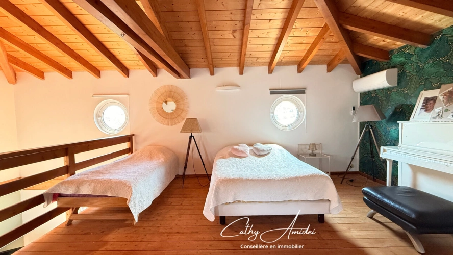 Photos 8 - Prestige - PRATAVONE (Corse) : Propriété 10 pièces avec piscine et chalet indépendant
