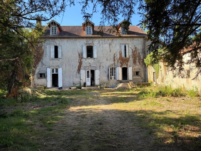 Photos 2 - Rurale - PLAISANCE du GERS proche(32): ANCIENNE PROPRIETE BOURGEOISE avec dépendances, bois, petit etang, 2 hectares,CALME, sans vis à vis
