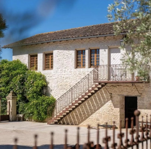 Photos 18 - Prestige - Château historique avec piscine sculptée, lacs, installations équestres, 158 hectares et une vue imprenable dans le Gers, dans le sud-ouest de la France