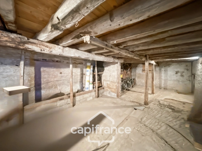 Photos 17 - Touristique - Corps de ferme exceptionnel – Dépendances + potentiel énorme – 20 min Dijon