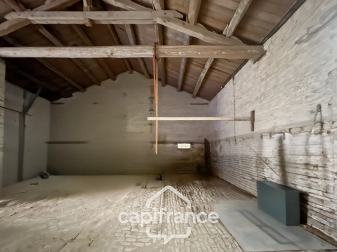 Photos 18 - Touristique - Corps de ferme exceptionnel – Dépendances + potentiel énorme – 20 min Dijon