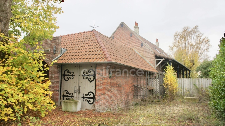 Photos 1 - Rurale - Local/bureau à vendre STEENWERCK (59) Corps de ferme au carré pour un usage mixte sur une parcelle de 27 474 m²