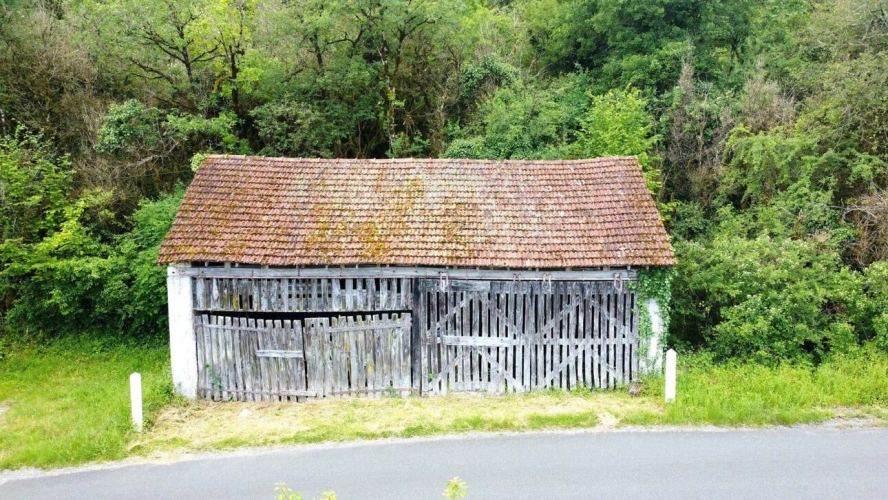 Photos 10 - Rurale - Maison 150m2 - plage privée sur Célé - Garage