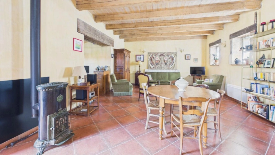 Photos 23 - Rurale - Propriété de caractère avec maison d'amis sur 15 hectares