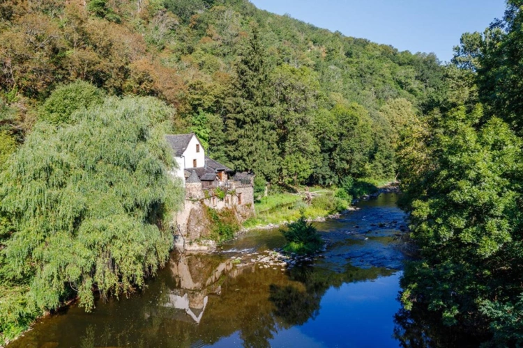 Photos 1 - Rurale - Ancien moulin au bord du Viaur -Vue magnifique sur l'eau - 185 m² habitables