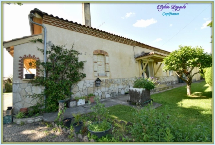 Photos 7 - Rurale - Propriete à vendre 6 pièces SAINT SIXTE (47) 5 chambres, 2 salles d'eau